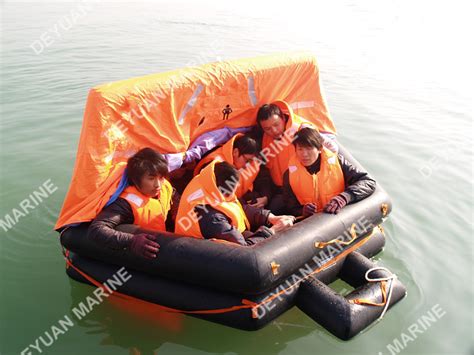 Throw Overboard Inflatable Life Raft For 6 Person From