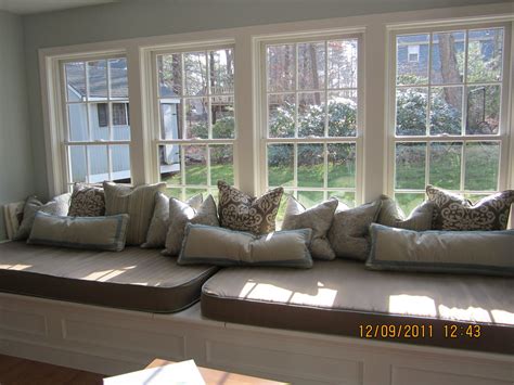 Bay Window Seat With Cushions And Misc Pillows Large Bay Flickr