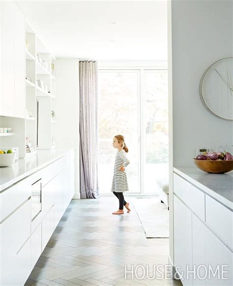 A Look Inside House And Home Editors Covetable Kitchens Home Kitchen
