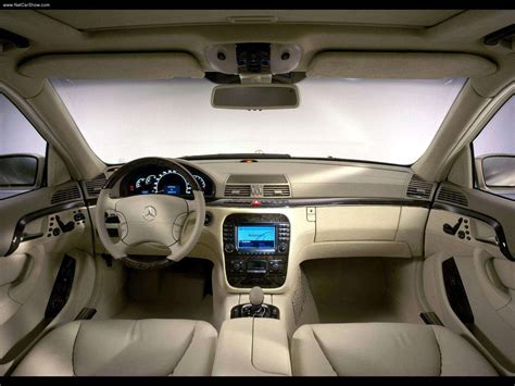 But which one do you buy? Mercedes-Benz S500 4MATIC (2003) - picture 40 of 77
