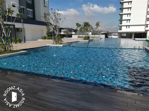 Other similar projects by the same developer are iris residence and lavender residence. Fully Furnished Middle room for rent at Iris Residence ...