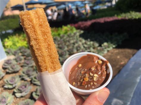 Review New Toffee Flavored Churro Holidays 2019 At Disneyland Park