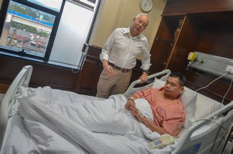 Sebenarnya penyebaran maklumat itu tidak benar kerana lelaki berusia 35 tahun itu ditahan. Mahkamah keluar waran tangkap Jamal di hospital