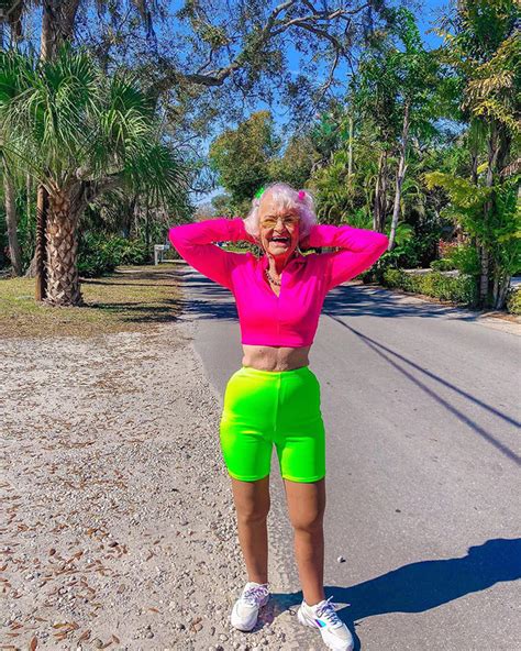 Meet Baddie Winkle A 92 Yo Stylish Grandma Who Is Stealing Your Man