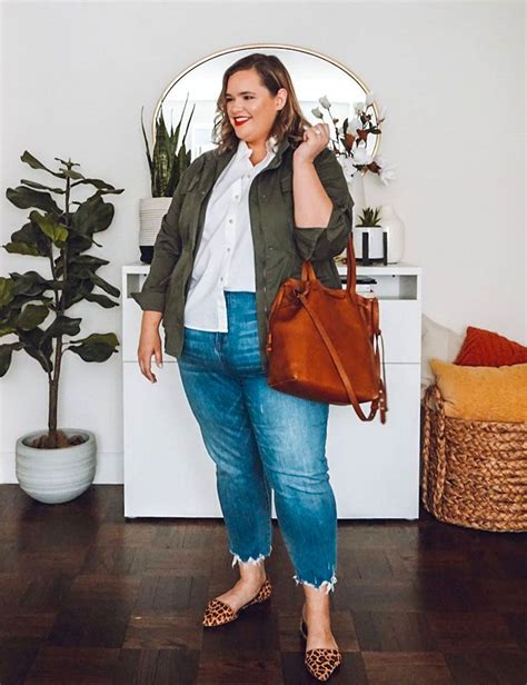 10 Plus Size Bloggers To Follow For Style Inspiration Fashion Fashion Background Style