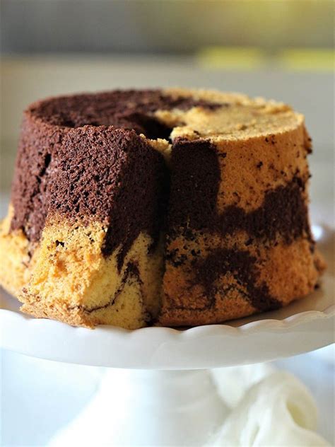 ¼ cup water with 1 tsp tiramisu flavour 2 egg yolks ¼ cup oil 2½ tbsp sugar ½ cup flour. Fluffosa marmorizzata | Ricetta | Cibo etnico, Idee ...