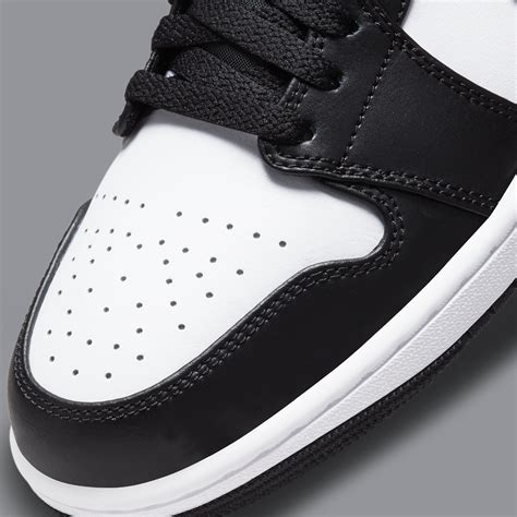 Air Jordan 1 Low Black Medium Grey 553560 040