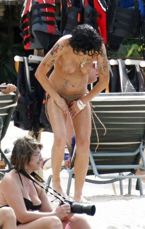 Amy Winehouse Nude And Naked