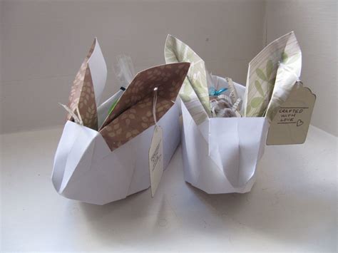 Origami Bunny Basket - Easter Egg Basket/Packaging | Easter egg basket, Bunny basket, Egg basket