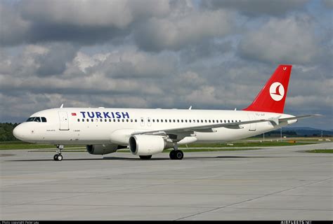 Thy Turkish Airlines Airbus A320 Tc Jlf Photo 7782 Airfleets Aviation