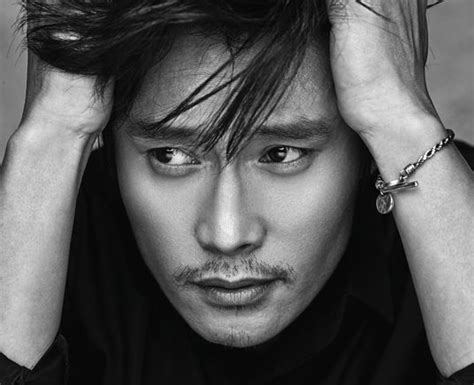 Lee Byung Hun Sparks Controversy After Video Of Pda With Another Woman