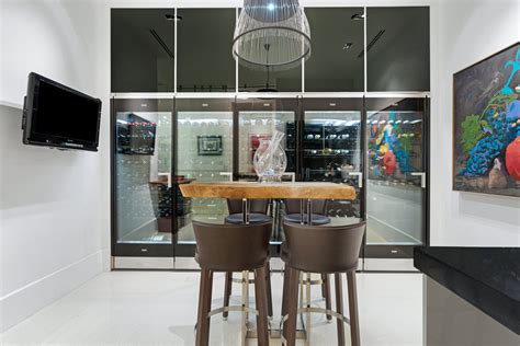 Photo 2 of 11 in $36 Million Miami Beach Compound Offers the Ultimate