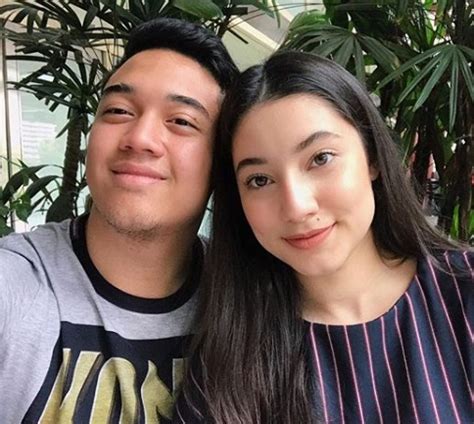 Kuala lumpur, dec 14 — umno's disciplinary board chairman tan sri zulhasnan rafique has brushed off any immediate disciplinary action against its gua musang mp tan sri tengku razaleigh hamzah for. 4 FOTO: Adik Neelofa, Ameera Khan Tayang Kekasih, Anak Tan ...