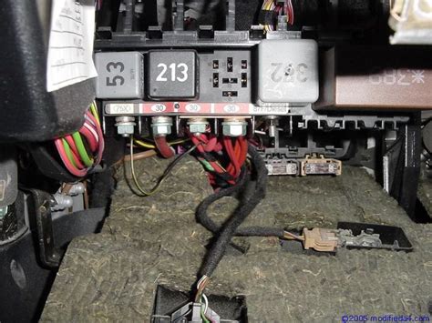 The radiator cooling fans weren't coming on and this fuse box which sits on top of the battery was heavily. I have a 2000 jetta no turn signal no blower and no ...