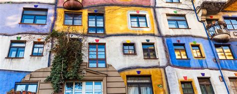 Case takes a variable/literal and applies pattern matching to it with different cases. Case di Hundertwasser - Austria