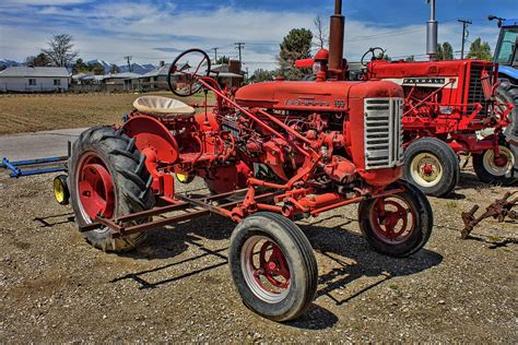 Farmall 100 Tractor On The Farm Photograph By Nick Gray Pixels