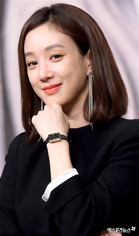 Чон рю вон / чон ре вон / 정려원 / jung ryu won (jeong ryeo won) настоящее имя: 포모스 엑's HD 정려원 '예쁜 예쁜척'