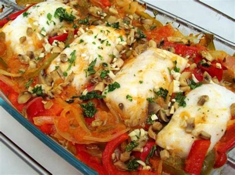 Aceite para engrasar la plancha. Lomos de Merluza al Horno con Sofrito | Receta | Recetas ...