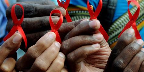 world aids day 2016 6 inspirational stories of hiv aids survivors that will leave you teary