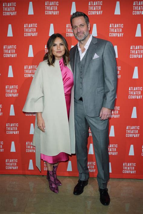 Mariska hargitay net worth and salary: Mariska Hargitay - 2020 Couples Choice Gala • CelebMafia