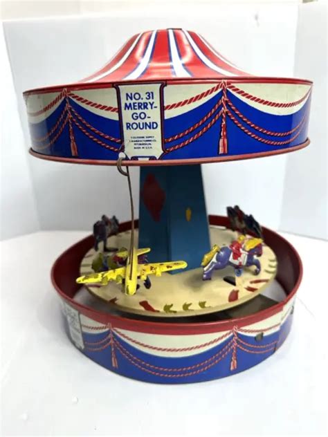 Wolverine No 31 Merry Go Round Musical Carousel Tin Wind Up Litho Toy
