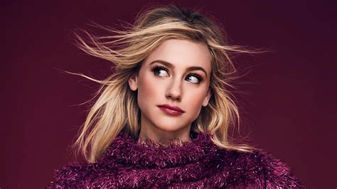 Celebrity Lili Reinhart Hd Wallpaper