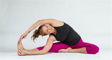 3 Yoga Poses To Stretch Your Side Body Doyou