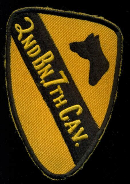 Us Army 2nd Battalion 7th Cavalry 1st Cav Division Patch N 2 Ebay