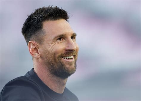 [Video] "Where is Lionel Messi" chants ring around BC Place as