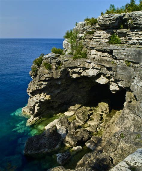 Theres A Cave In Canada With A Secret Underwater Tunnel Daily Star