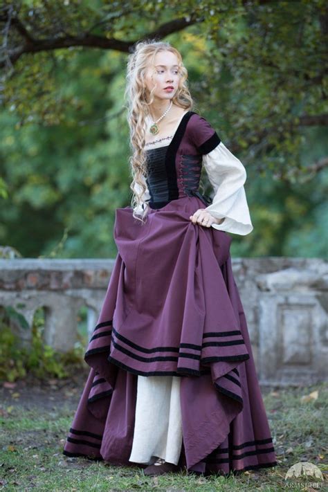 Fitted Dress With Velvet Renaissance Memories Xvi Century Inspired