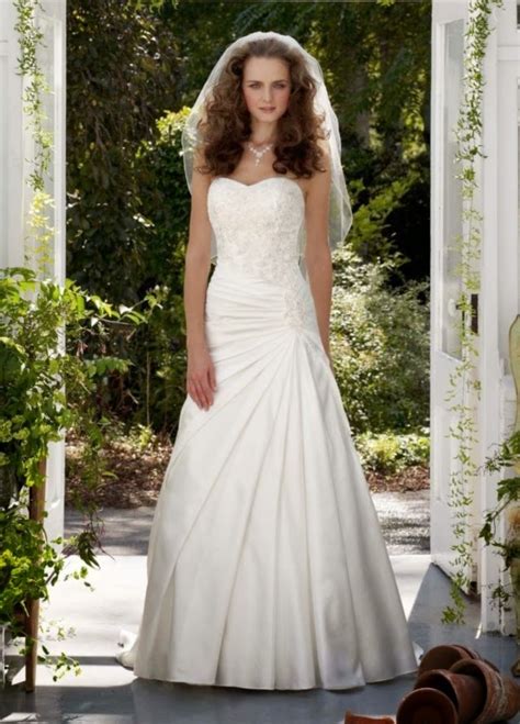 2017 designer wedding dresses and bridal gowns. David's Bridal collection