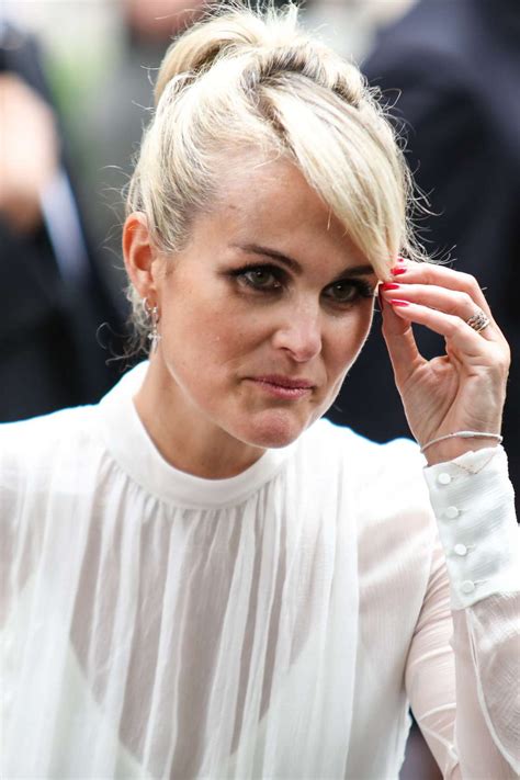 Browse 3,876 laeticia hallyday stock photos and images available, or start a new search to explore more stock photos and images. Laeticia Hallyday de nouveau en couple