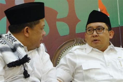 Fadli zon'un sanata ve kültürel mirasa karşı bir tutkusu var. Fadli Zon Kritik Pidato Nadiem Makarim, Fahri Hamzah: Dia ...
