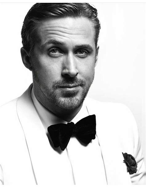 Pin By Ross Goose On Ryan Gosling Black And White Portraits Ryan Gosling Portrait Black And