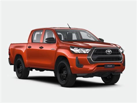 Toyota Nuovo Hilux Double Cab 24 D 4d At Dc 4wd Invincible