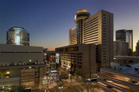 Stay At The Hyatt Regency Phoenix And Eat At The Compass Arizona Grill