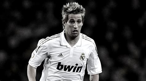 Liga nacional de futbol profesional is responsible for this page. Sporting linked with Real Madrid fullback Fabio Coentrao