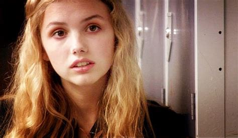 anorexic cassie ainsworth hannah murray skinny skins image 188014 on