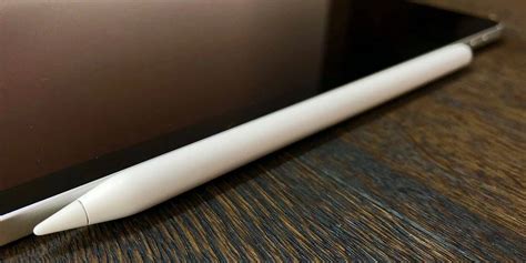 The bluetooth finder app can help you find your apple pencil by connecting toits. 🥇 ¿Tu Apple pencil no funciona? Aquí hay algunas soluciones.
