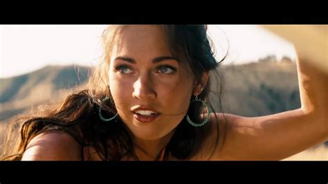 Megan Fox Sexy Belly Scene Hd 1080p Transformers Youtube