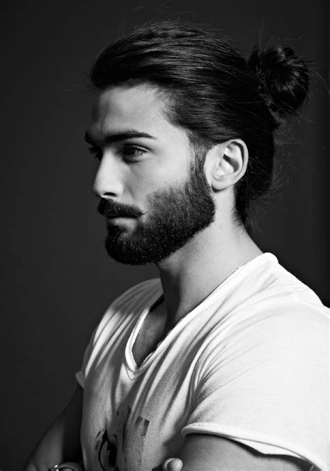 33 Man Bun Hairstyle Ideas - InspirationSeek.com