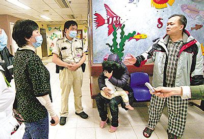 宅男腐女的爱好导航。 地址发布页： lanse.icu 最新地址： ldh. 隔離「拆散頭家」 父抱子逃出病房 - 香港文匯報