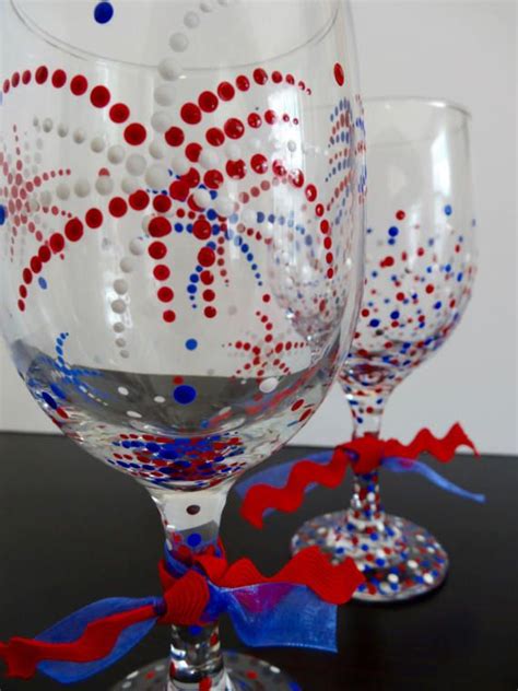 4th of July Wine Glasses Set of 2 | Wine glass designs, Wedding wine