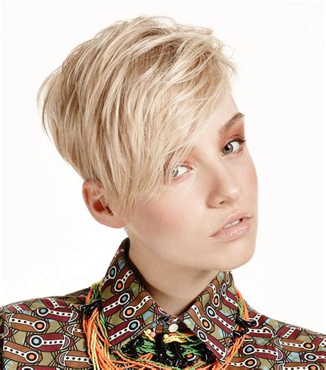 Very short haircuts for women haircut tutorial step by stepshort hairstyles tutorial*giving is hold forever*#shorthaircut #shorthairstyles #haircutstep Easy to wear and style short hair