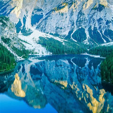 Italian Mountains Lake Reflection 4k Ipad Pro Wallpapers Free Download