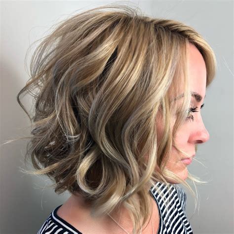 Https://tommynaija.com/hairstyle/bob With Waves Hairstyle