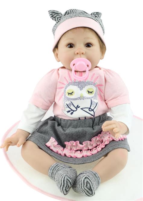 Lifelike 22 New Baby Dolls With Clothes Realistic Soft Vinyl Silicone