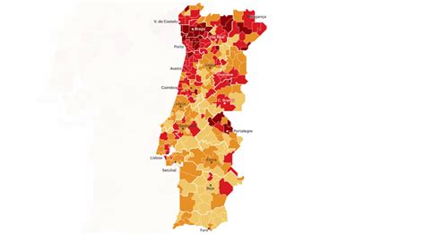 Em risco extremamente elevado estão 47 concelhos, por apresentarem mais de 960 casos de doença por 100 mil habitantes. Concelhos de maior risco baixam para 113. Confira o mapa | Coronavírus | PÚBLICO