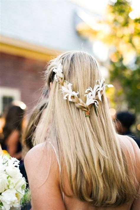 14 Braided Hairstyles——Stylish Braids with Flowers - Pretty Designs